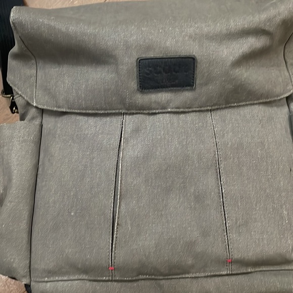 Petunia Pickle Bottom diaper bag - Picture 2 of 10